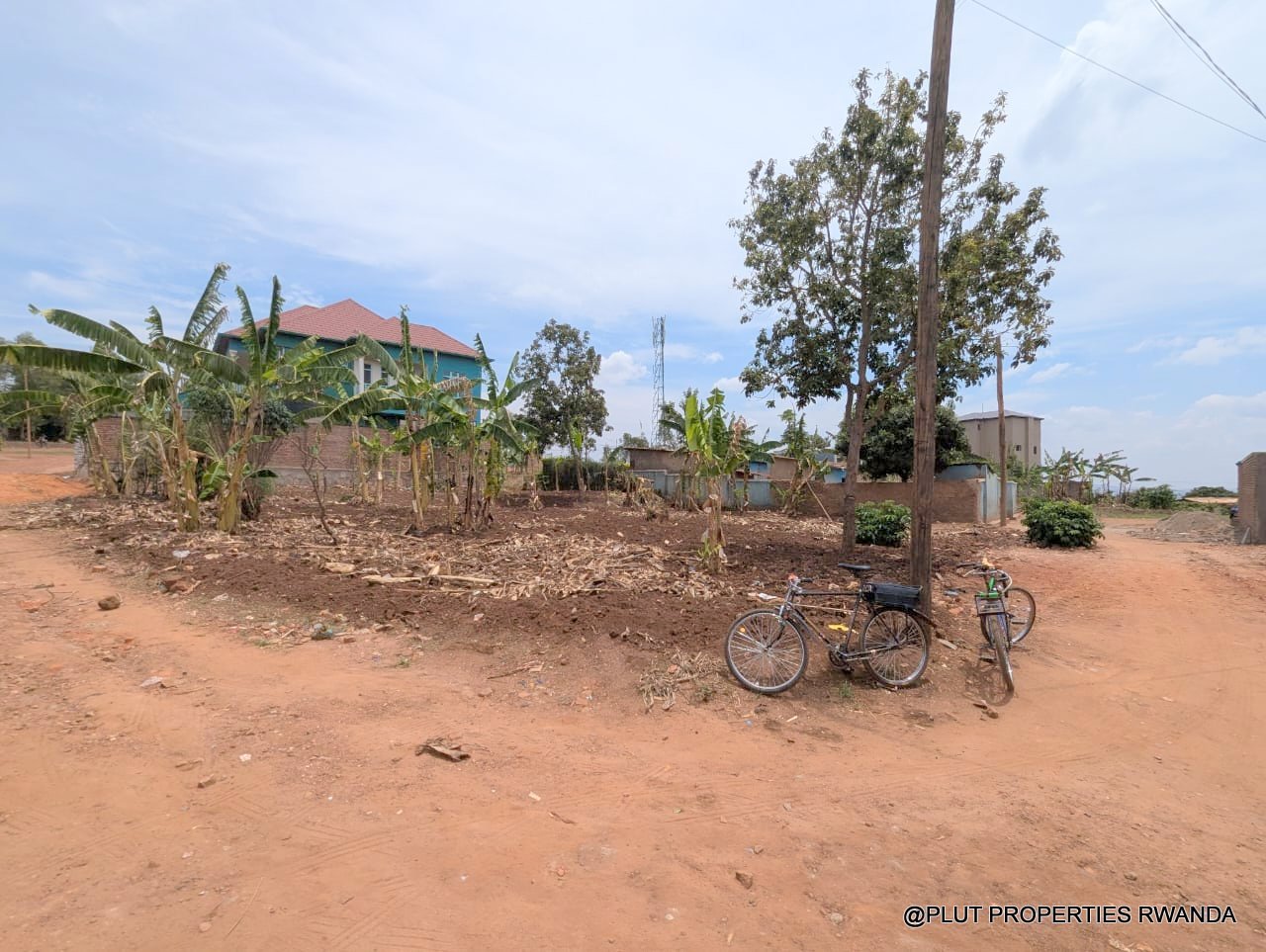 Big plot for sale in Gahanga Kigali