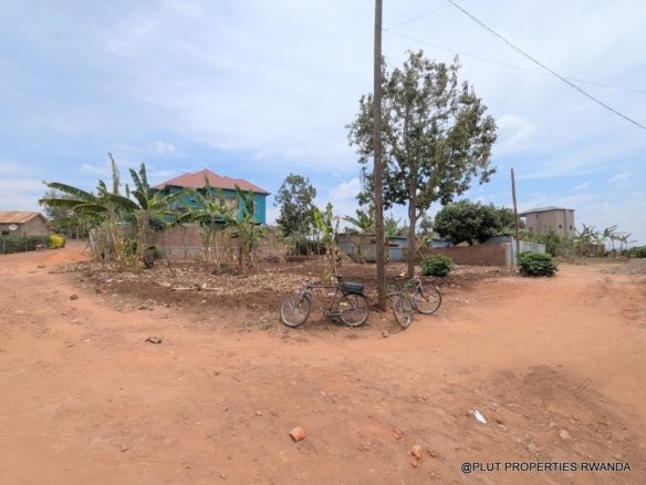 Big plot for sale in Gahanga Kigali