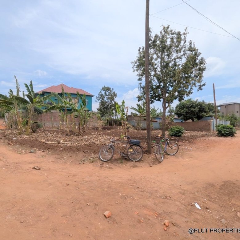 Big plot for sale in Gahanga Kigali