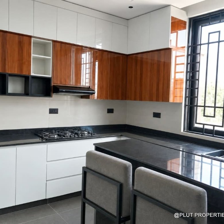 Furnished 5-Bedroom Villa for Rent in Rebero – 4,430,000 RWF