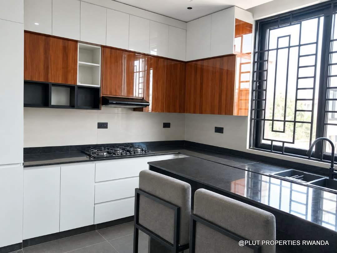 Furnished 5 bedroom villa for rent in Rebero plut properties (13) Furnished 5-Bedroom Villa for Rent in Rebero – 4,430,000 RWF