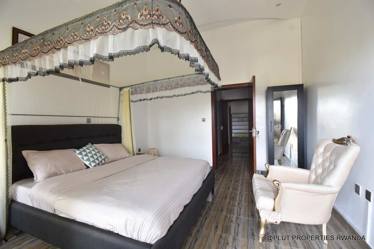 Gacuriro Kigali house for sale plut properties 16-100kb Gacuriro Kigali house for sale
