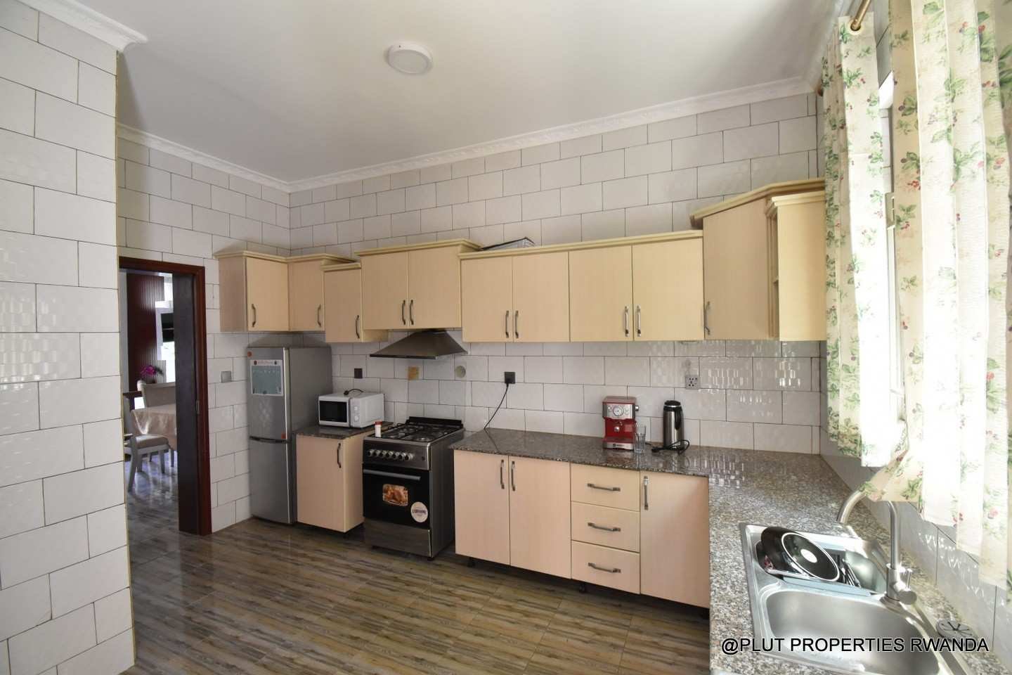 Gacuriro Kigali house for sale plut properties 5-100kb Gacuriro Kigali house for sale