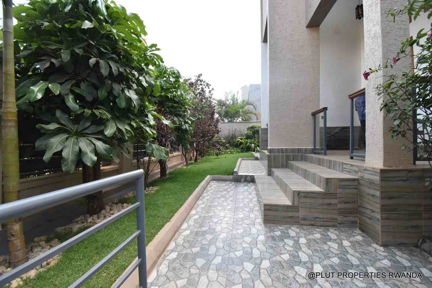 Gacuriro Kigali house for sale plut properties 9-100kb Gacuriro Kigali house for sale