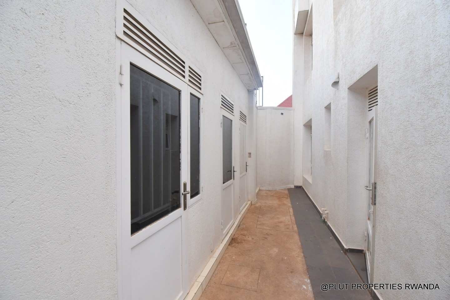 House for rent in Kicukiro Muyange plut properties 5-100kb 2 storey house for rent in Kicukiro Muyange
