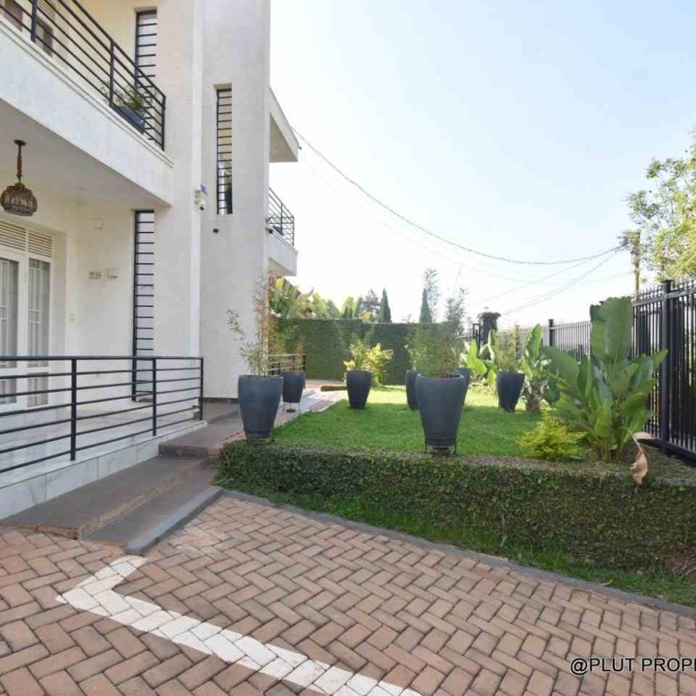 2 storey house for rent in Kicukiro Muyange