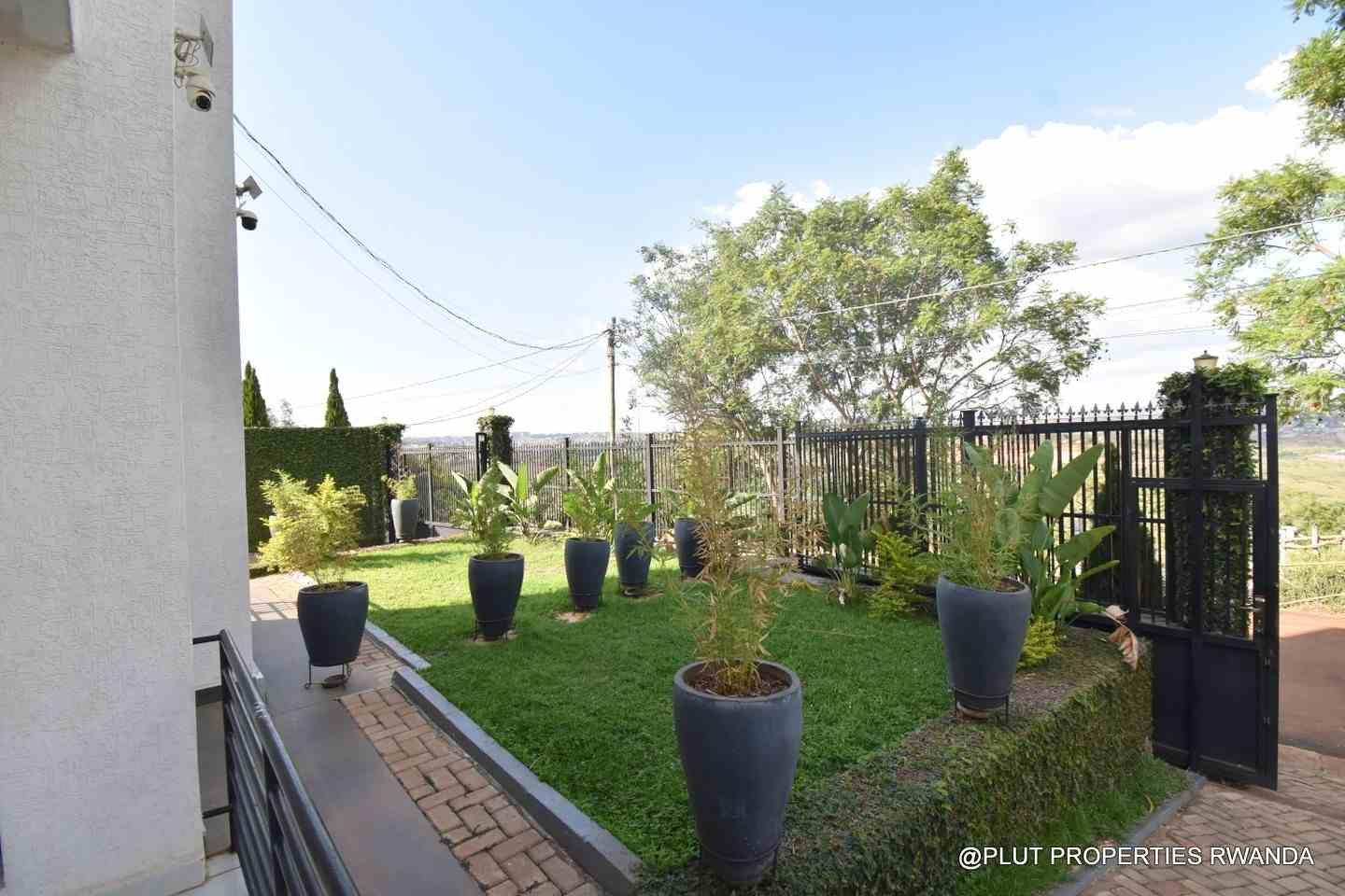 House for rent in Kicukiro Muyange plut properties 8-100kb 2 storey house for rent in Kicukiro Muyange