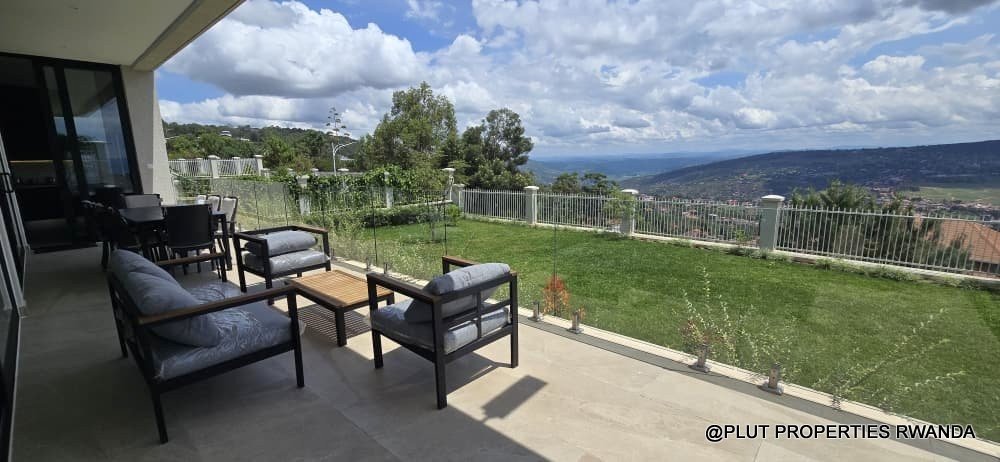 House for rent in Rebero