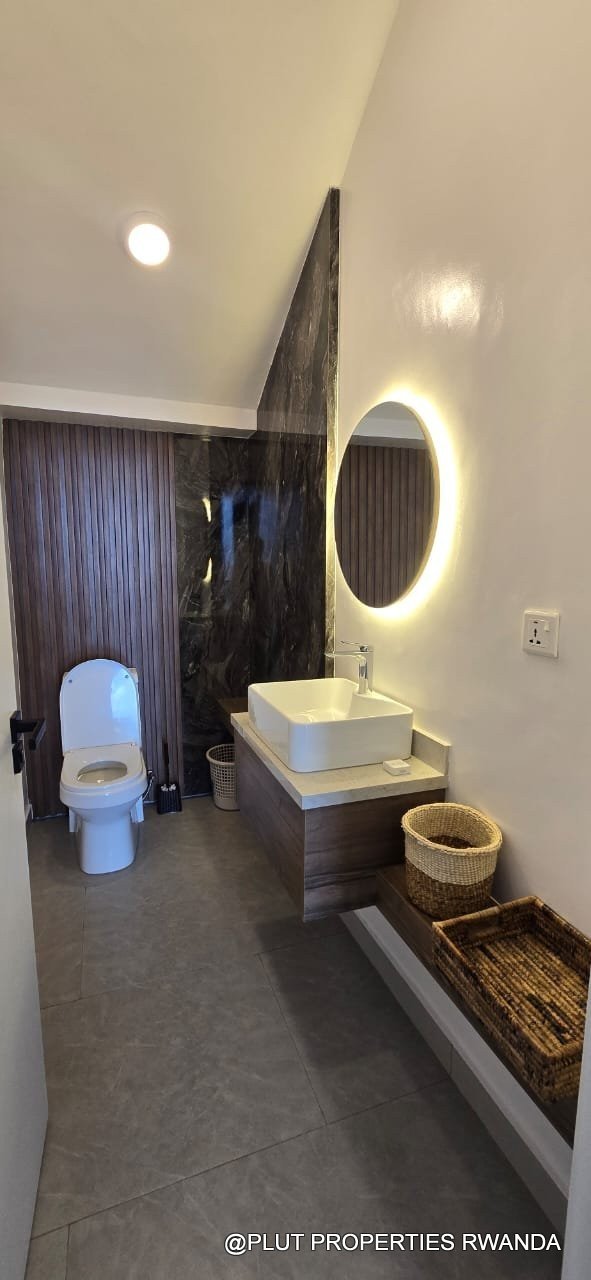 House for rent in Rebero