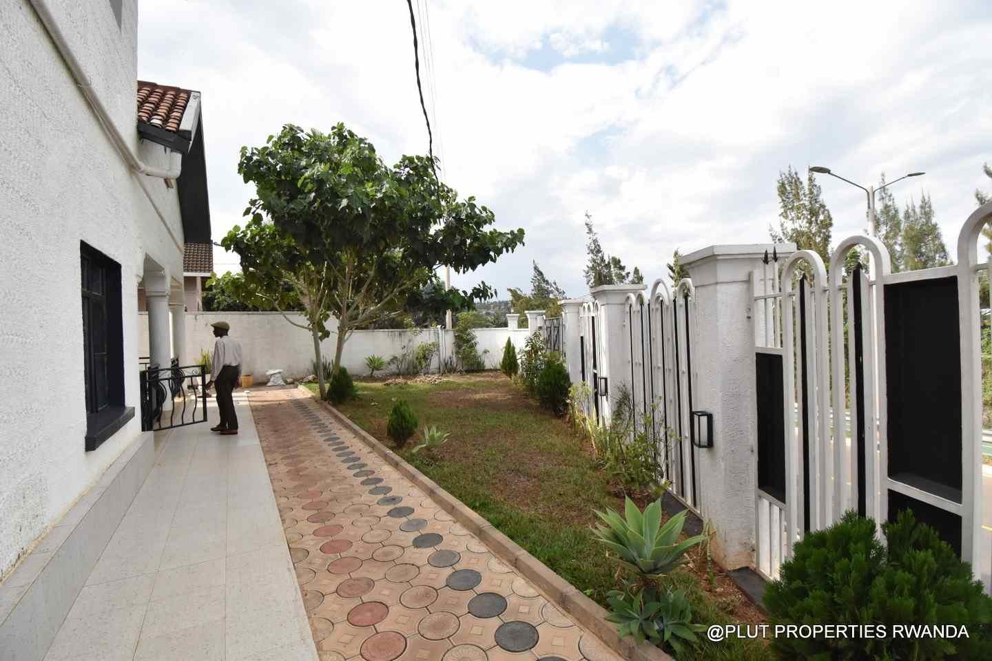 Kacyiru Golf course view house for rent