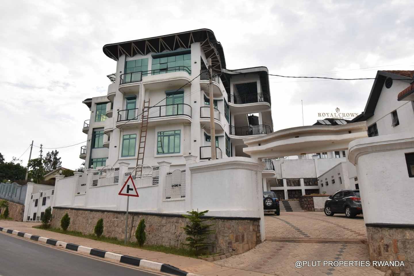 Kacyiru Golf course view house for rent