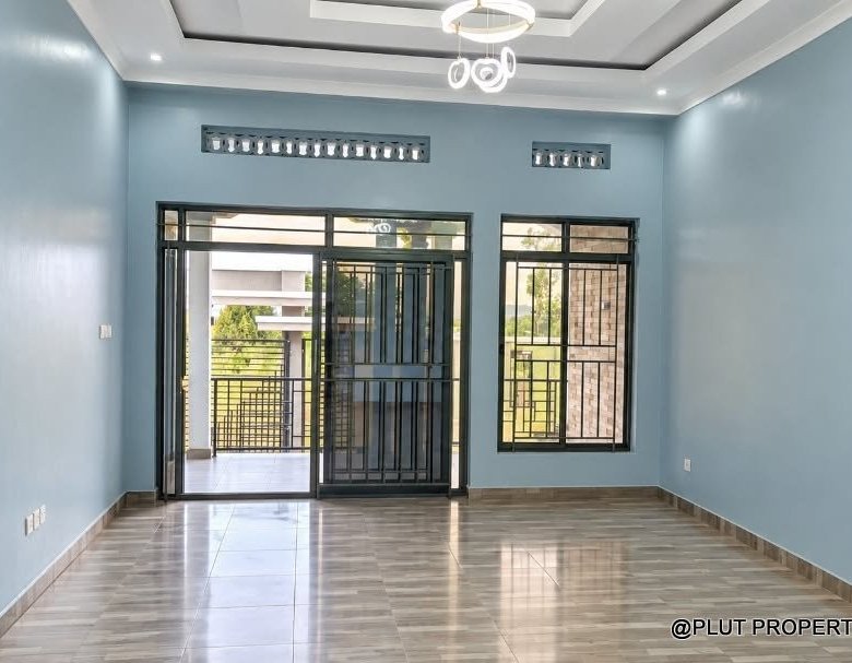 House for sale in Kanombe Kamenge