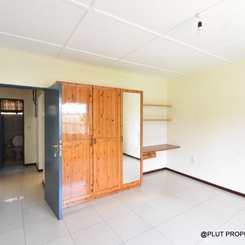 Kiyovu Kigali house for rent