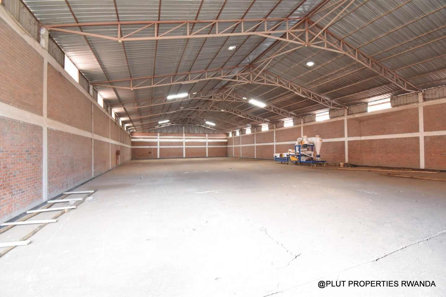 Masoro Kigali warehouse for rent plut properties 12-100kb Masoro commercial warehouse for rent