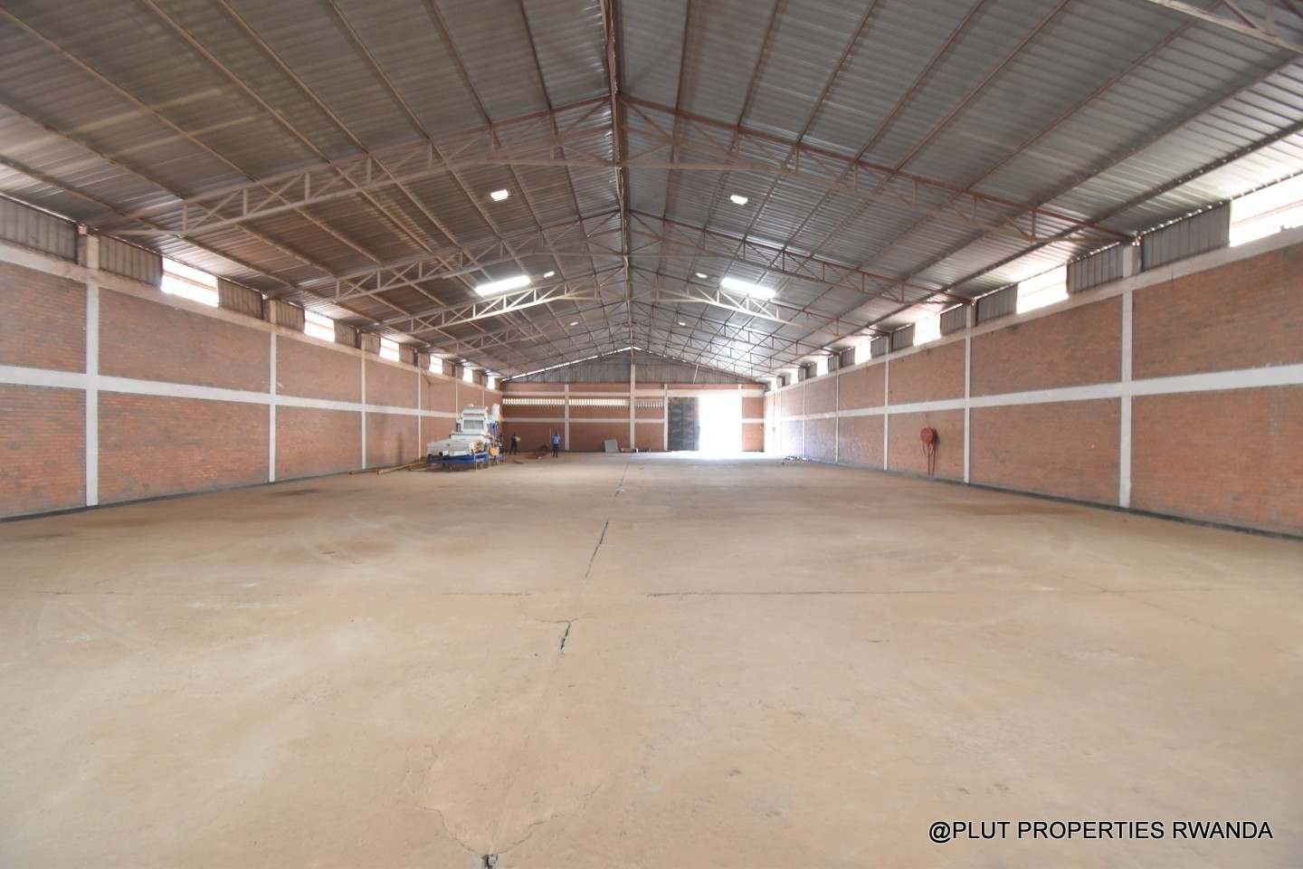 Masoro Kigali warehouse for rent plut properties 3-100kb Masoro commercial warehouse for rent