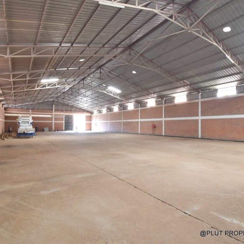 Masoro commercial warehouse for rent