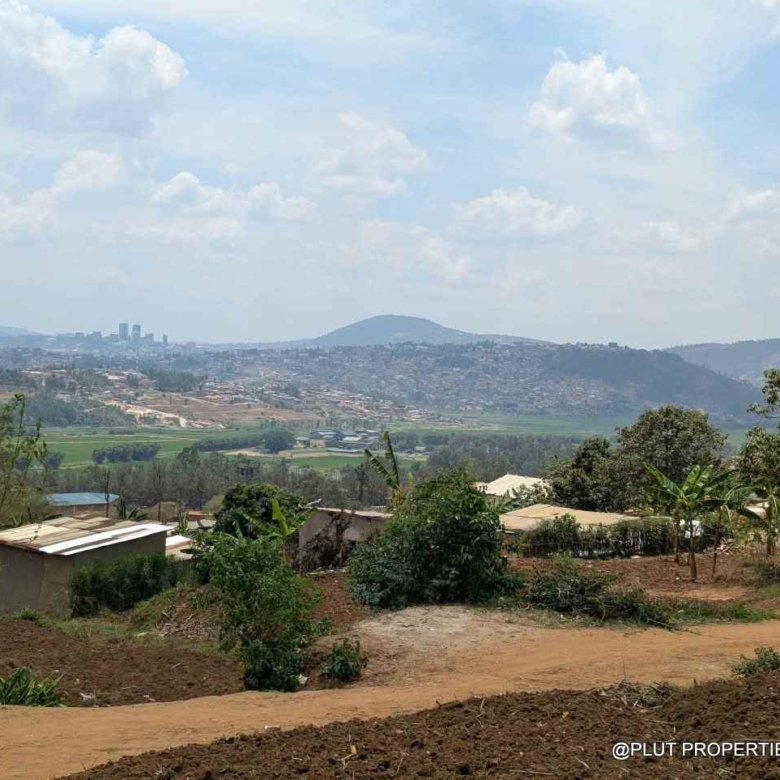 1 Hectare Plot for Sale in Jabana