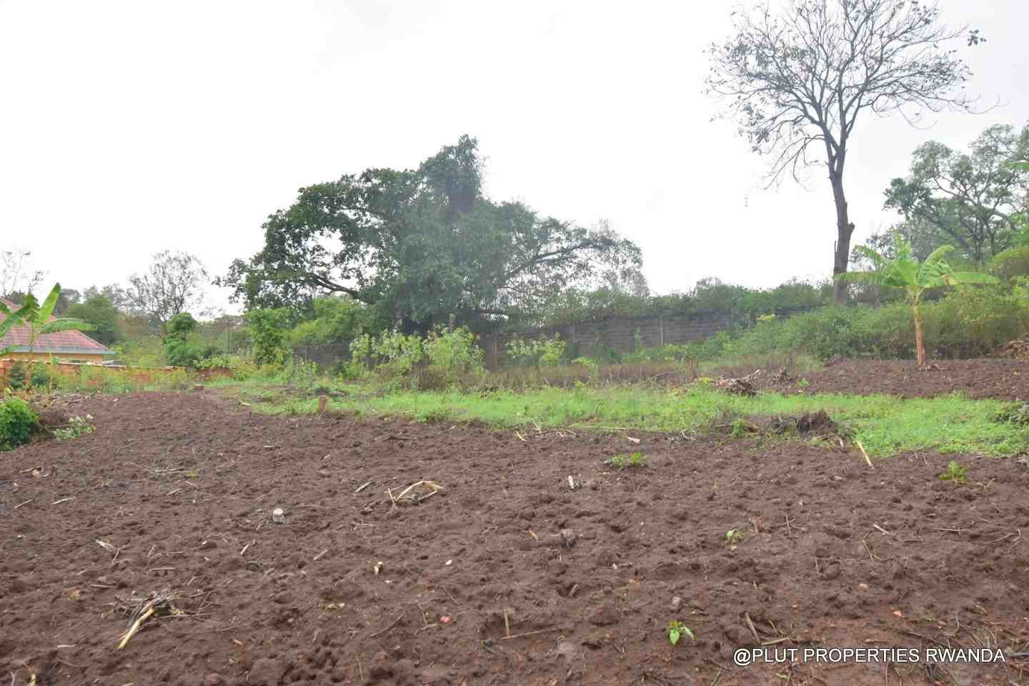Plot for sale in Kinyinya