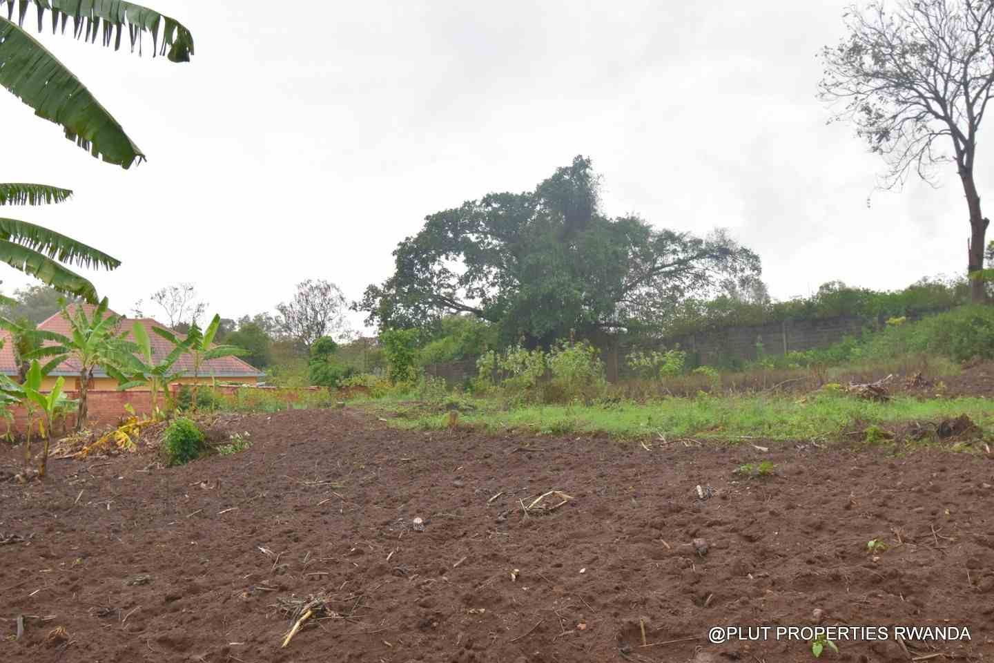Plot for sale in Kinyinya