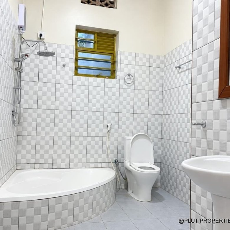 Rent in Kanombe Kigali.