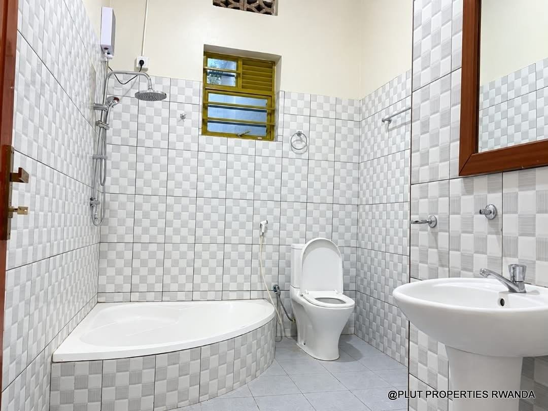 Rent in Kanombe Kigali plut properties 15-100kb Rent in Kanombe Kigali.