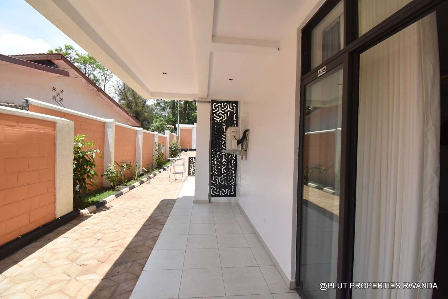 apartment for rent in Kiyovu Kigalu plut properties 11-100kb Apartment for rent in Kiyovu Kigali