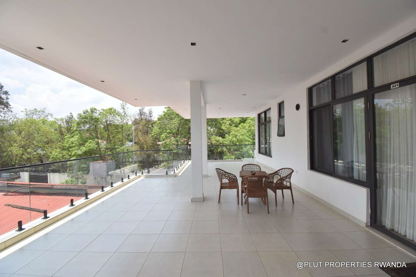 apartment for rent in Kiyovu Kigalu plut properties 16-100kb Apartment for rent in Kiyovu Kigali