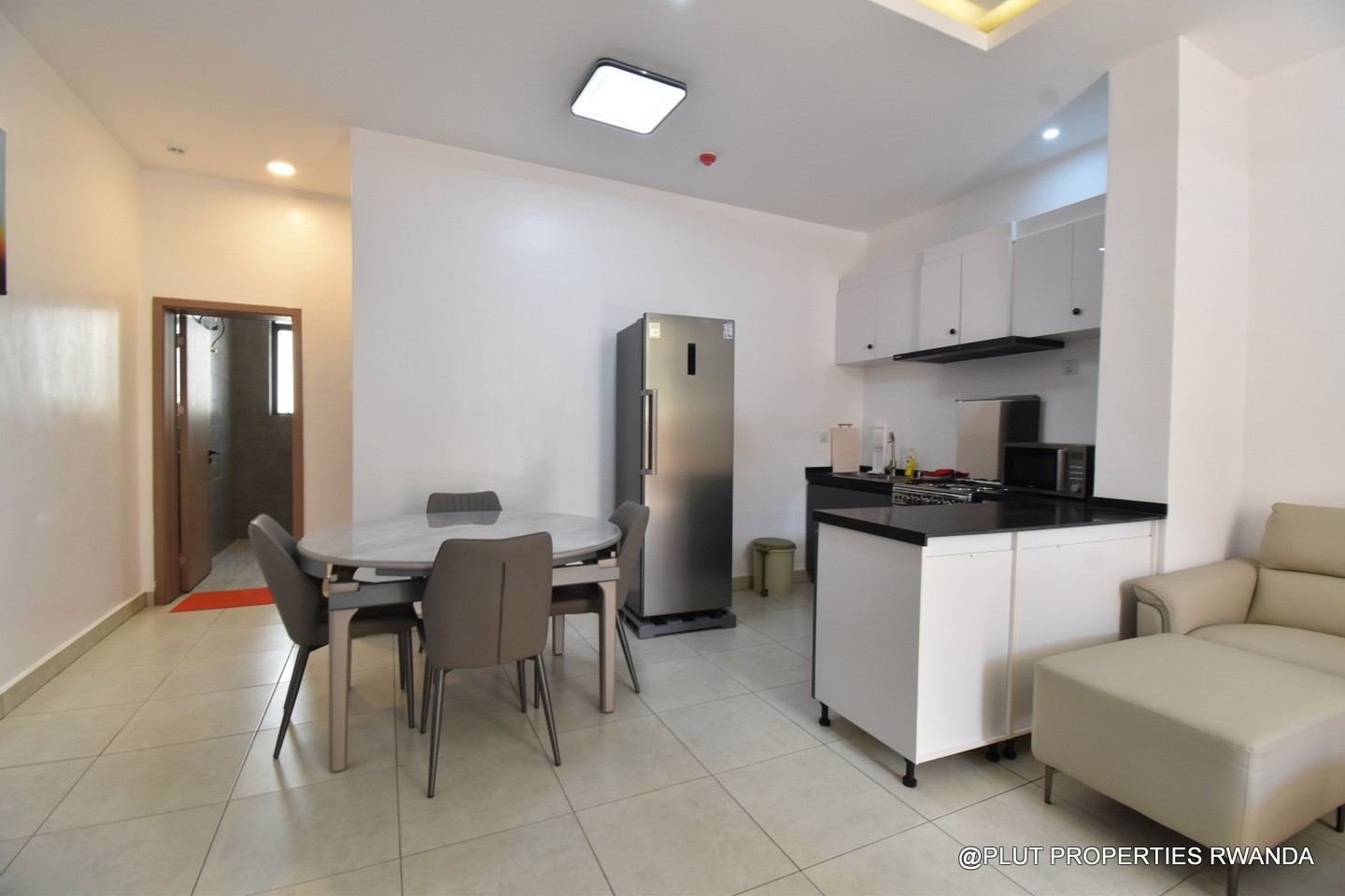 apartment for rent in Kiyovu Kigalu plut properties 6-100kb Apartment for rent in Kiyovu Kigali