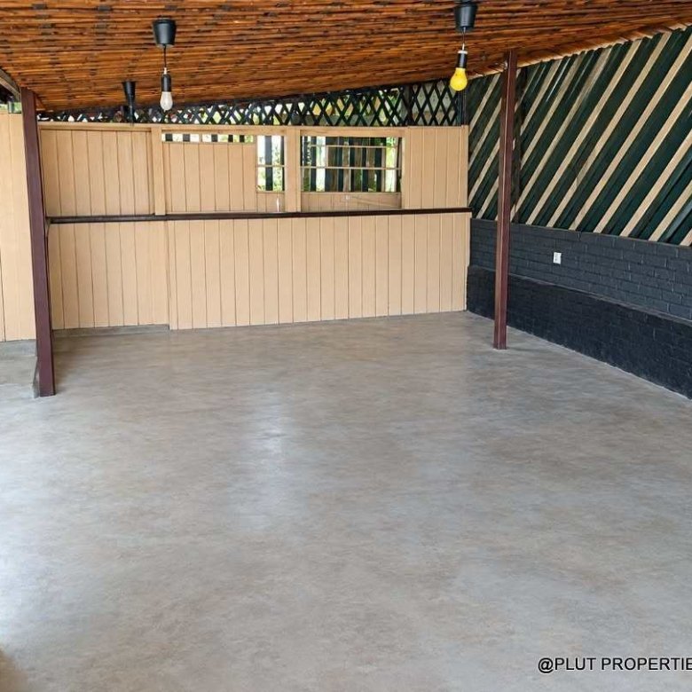 Commercial property for rent in Remera