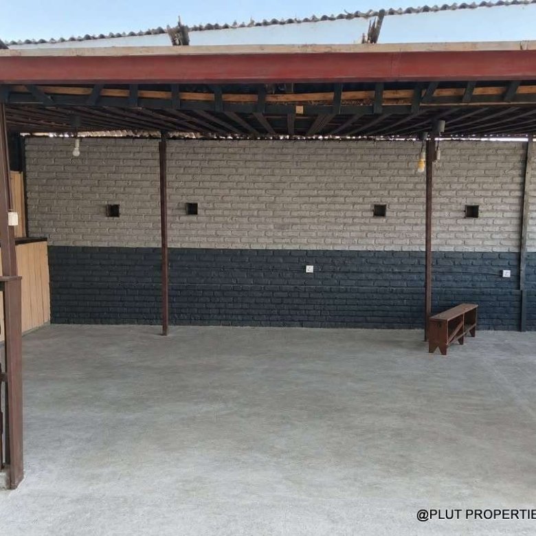 Commercial property for rent in Remera