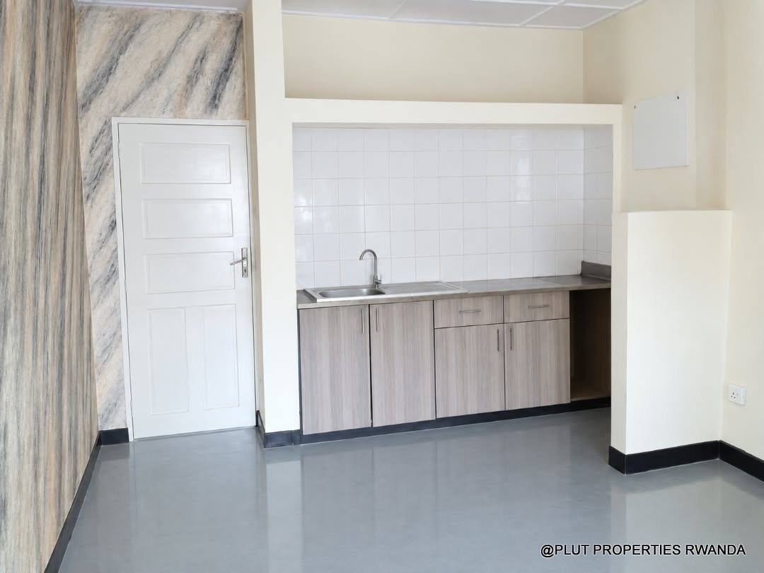 Commercial property for rent in Remera