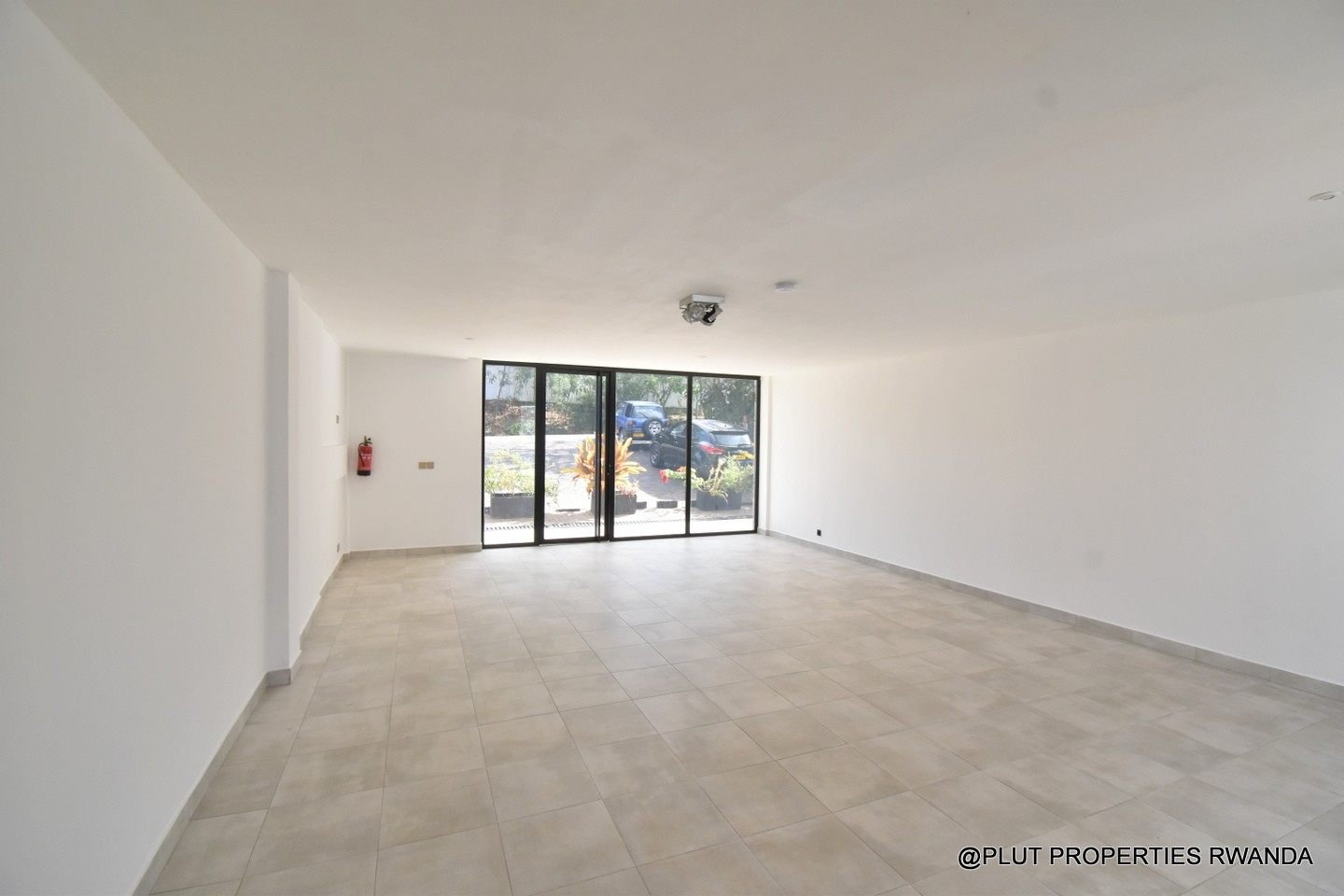 Commercial space for rent in Kiyovu Kigali