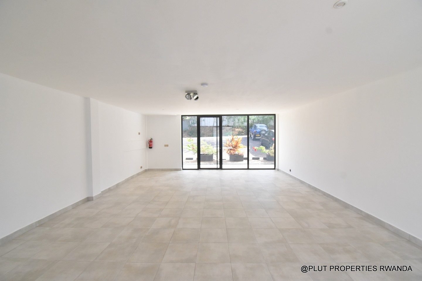 Commercial space for rent in Kiyovu Kigali