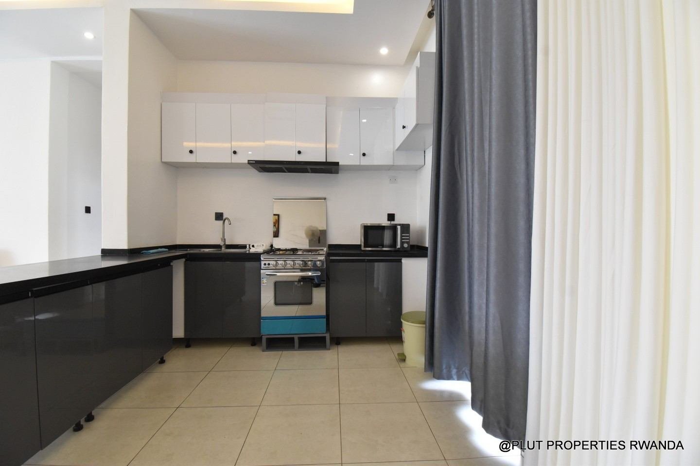 Beautiful fully furnished apartment for rent in Kiyovu