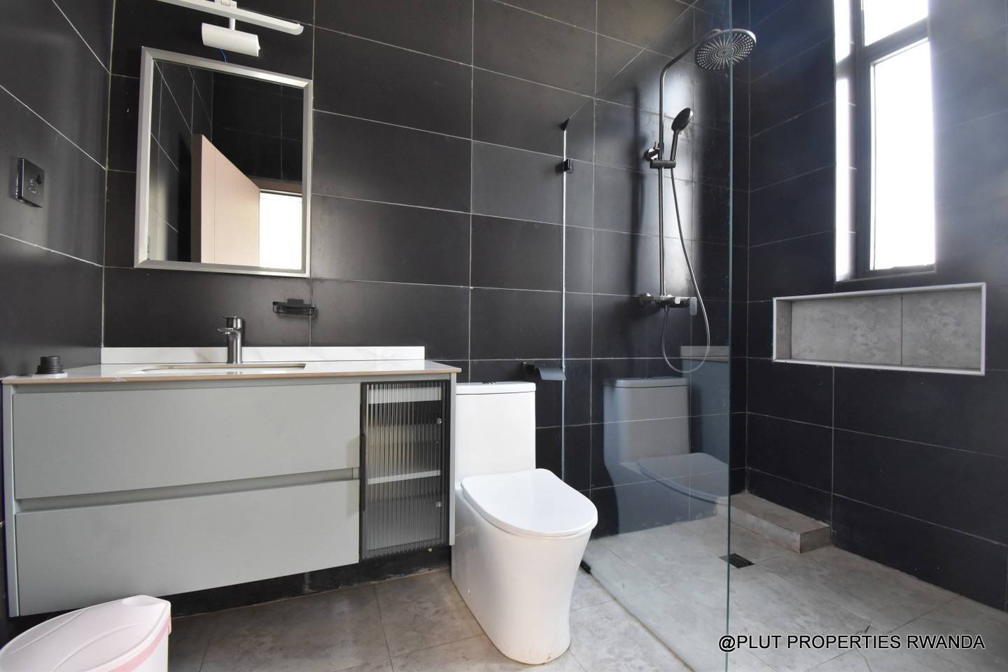 Beautiful fully furnished apartment for rent in Kiyovu