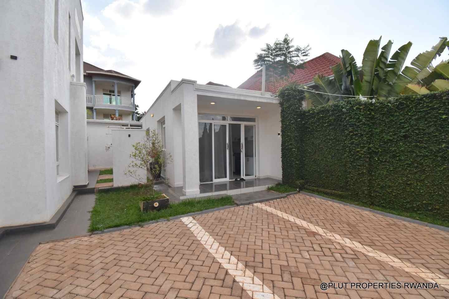 Fully furnished studio for rent in Muyange Kicukiro
