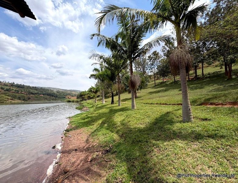 Lake Muhazi Waterfront Land for Sale