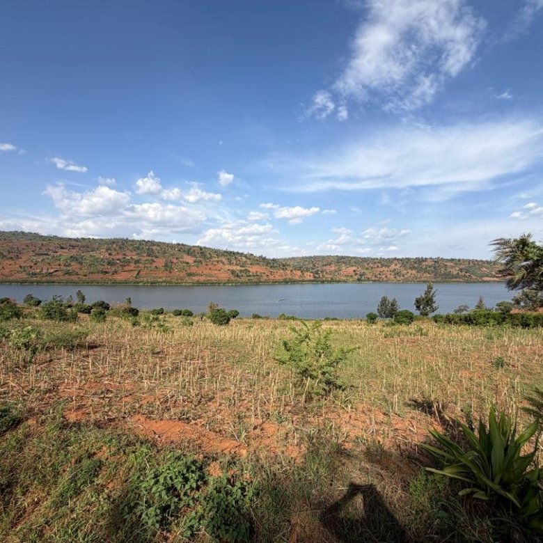 5 Hectares of Land for Sale on Muhazi Lake