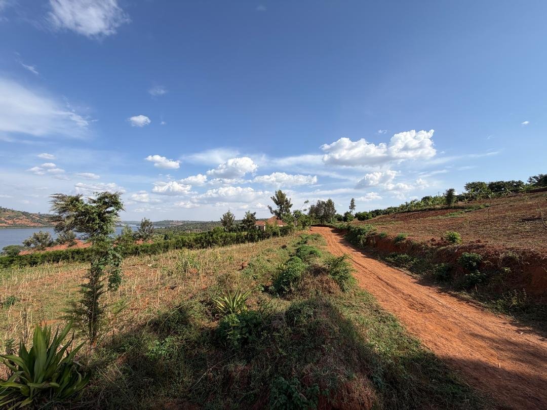land at muhazi fumbwe rwamagana plut properties for sale (5) 5 Hectares of Land for Sale on Muhazi Lake
