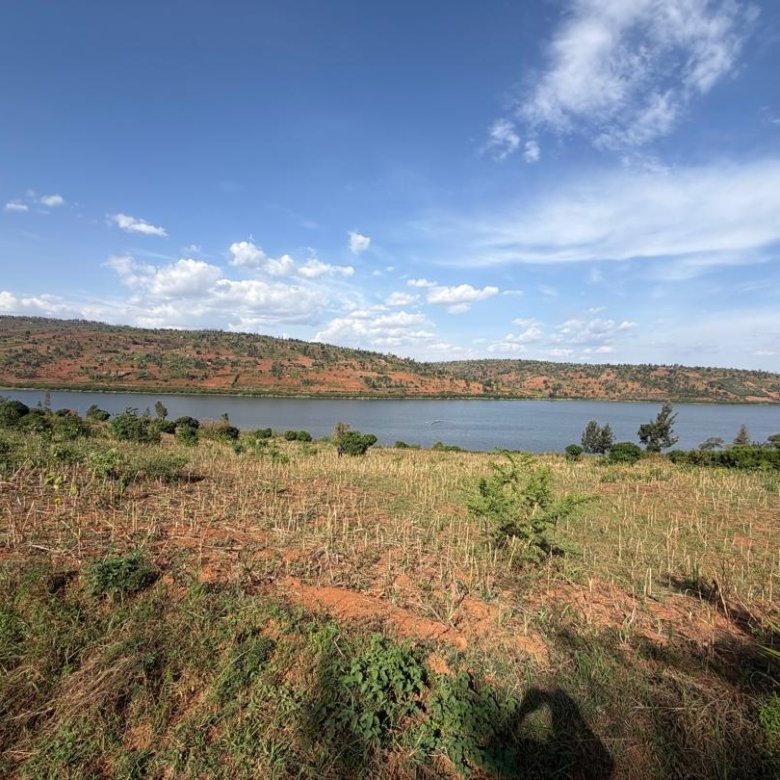 5 Hectares of Land for Sale on Muhazi Lake
