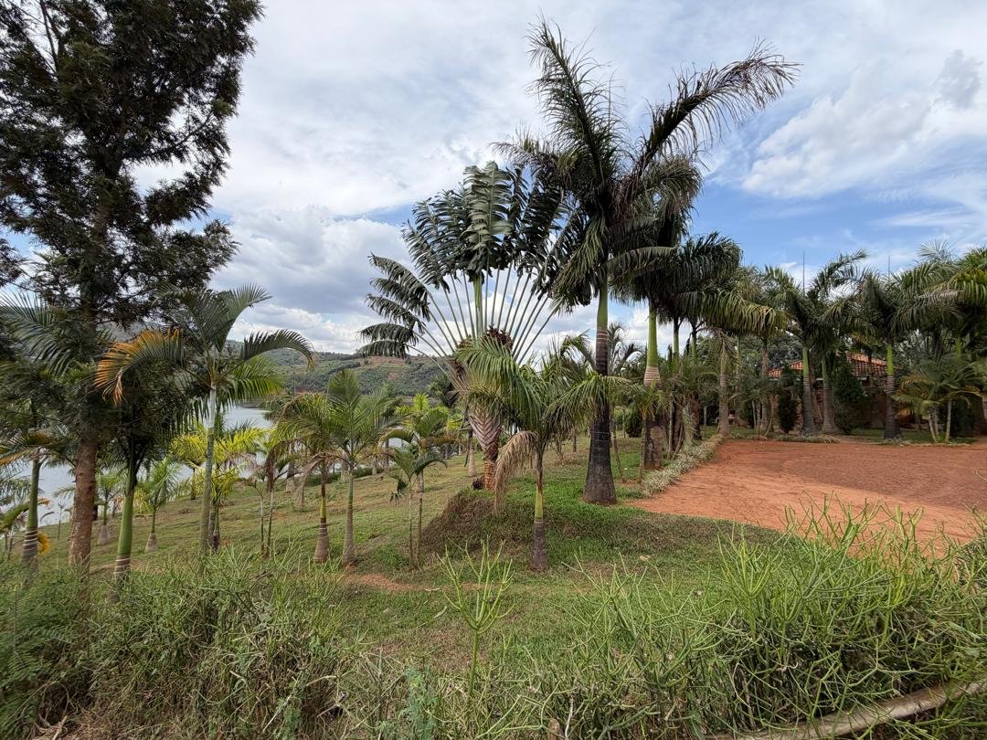 Lakefront Land for Sale on Muhazi Lake