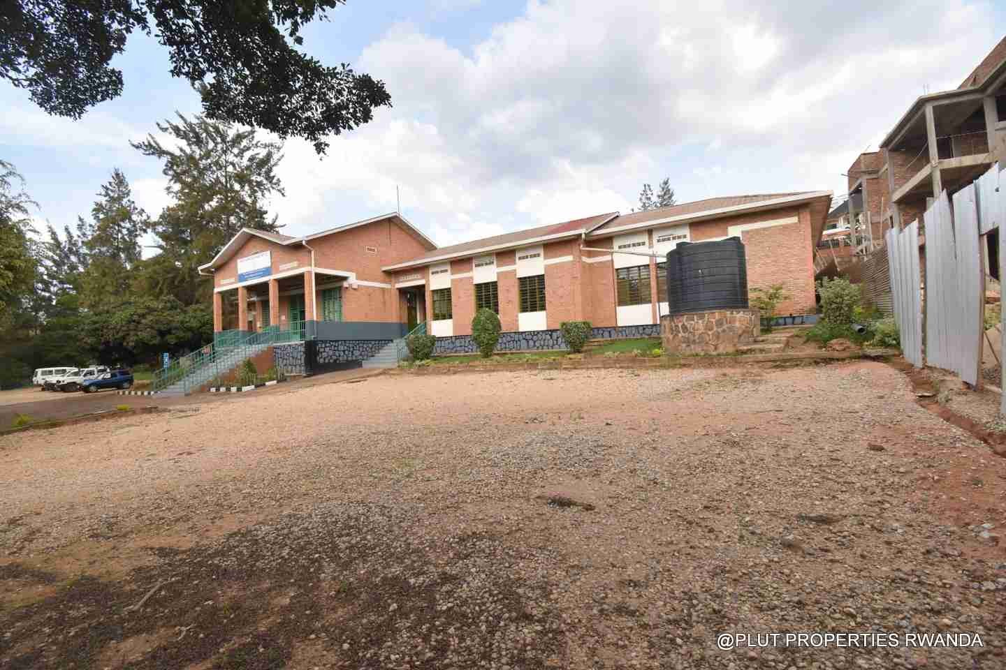 space for rent in Nyarutarama Kigali plut properties 3-100kb Commercial Space for Rent in Nyarutarama