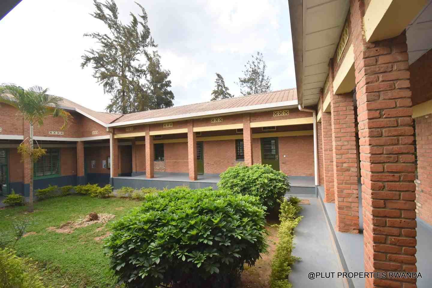 space for rent in Nyarutarama Kigali plut properties 7-100kb Commercial Space for Rent in Nyarutarama