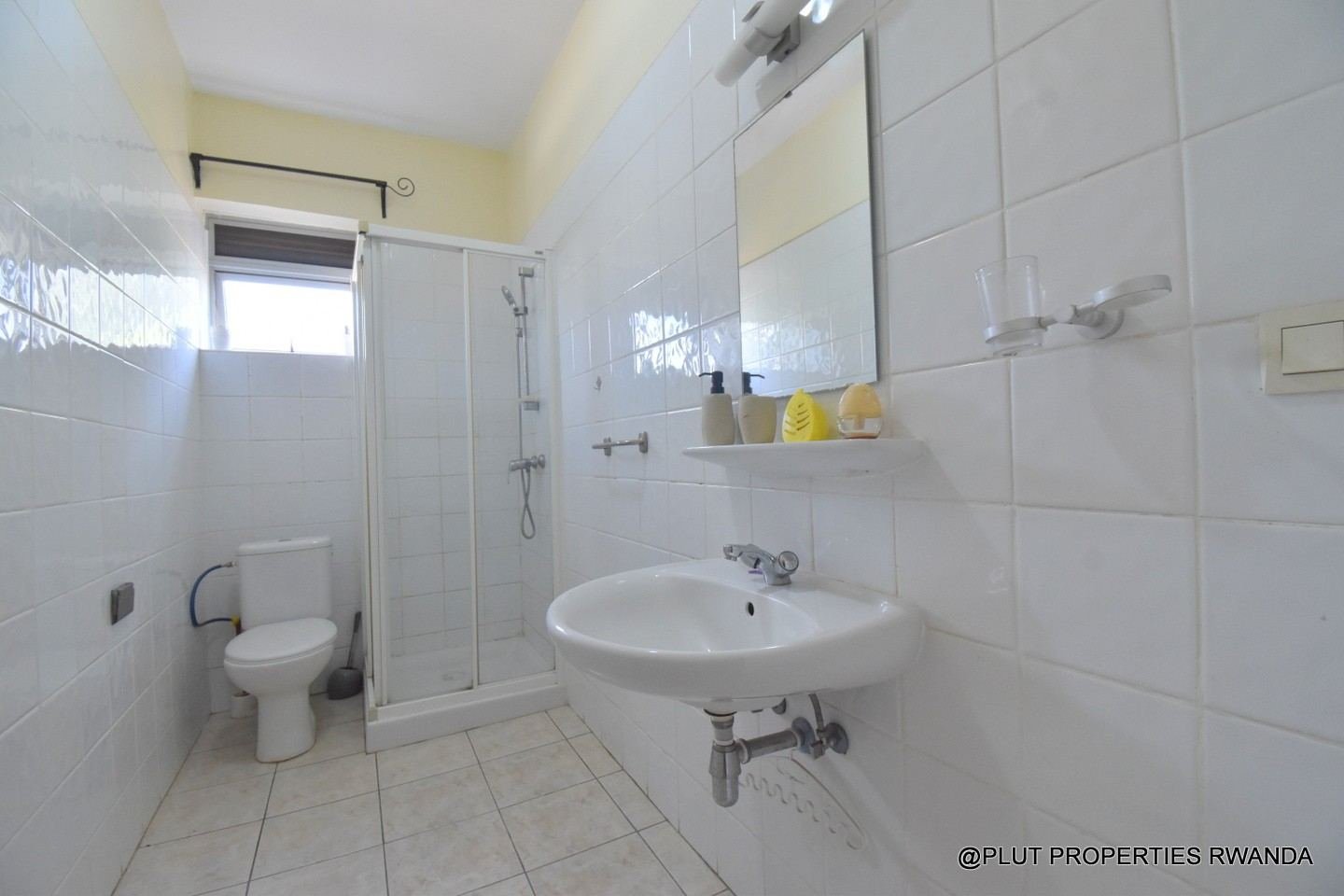 unfurnished house for rent in Kigali Kibagabaga plut properties 13-100kb Unfurnished house for rent in Kigali Kibagabaga