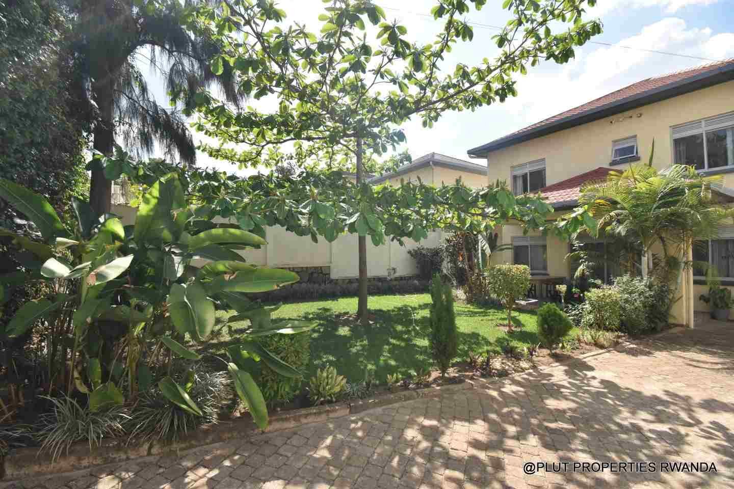 unfurnished house for rent in Kigali Kibagabaga plut properties 4-100kb Unfurnished house for rent in Kigali Kibagabaga