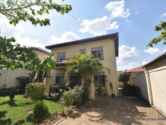 Unfurnished house for rent in Kigali Kibagabaga