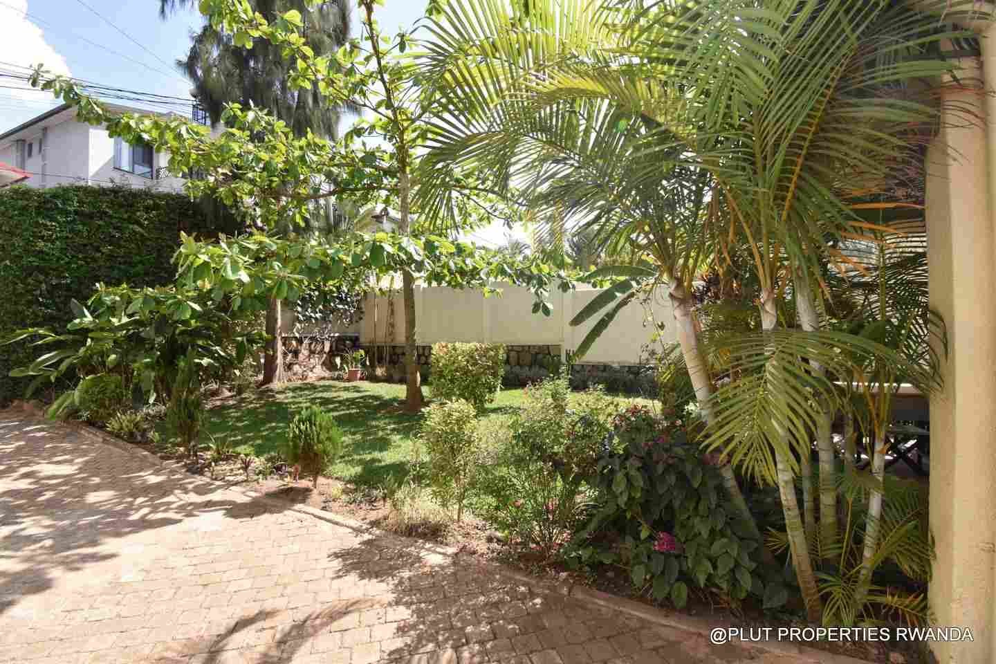 unfurnished house for rent in Kigali Kibagabaga plut properties 6-100kb Unfurnished house for rent in Kigali Kibagabaga